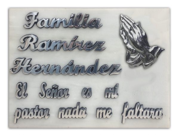 placaMarmolManos2HQ (1)